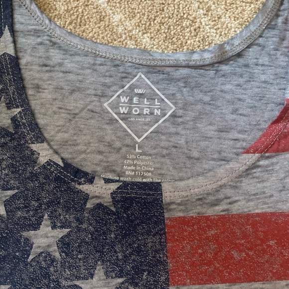NWOT Mens American Flag tank. - Picture 3 of 3